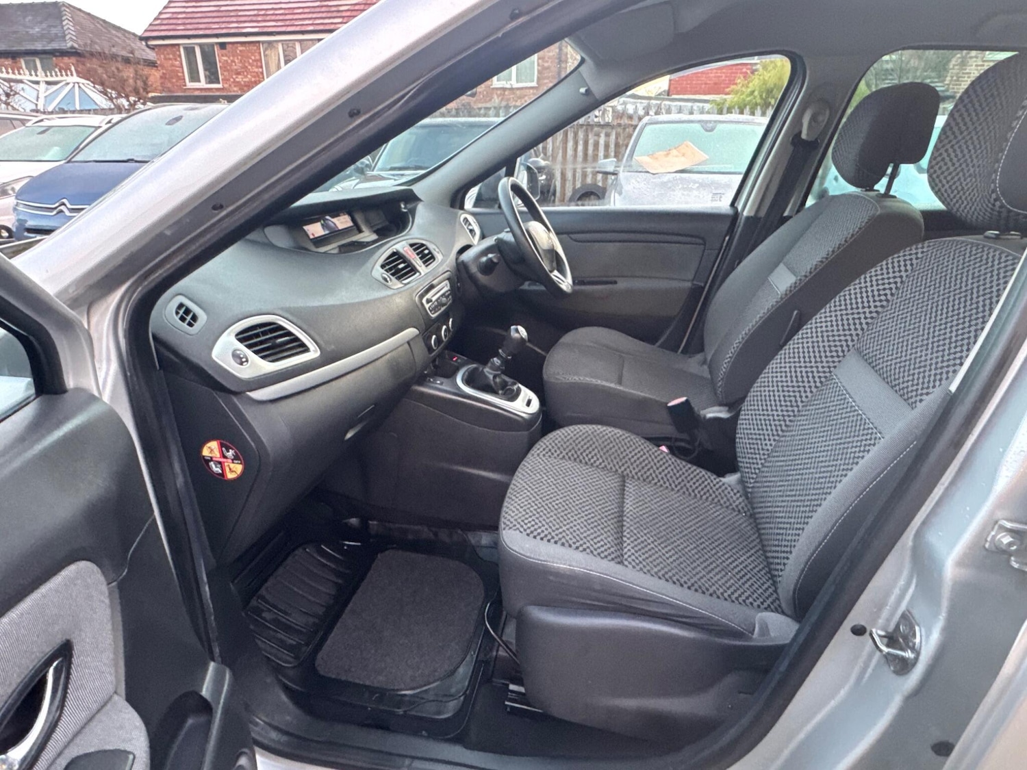 Used Renault Scenic 2012 for sale - 77090847: Photo 48