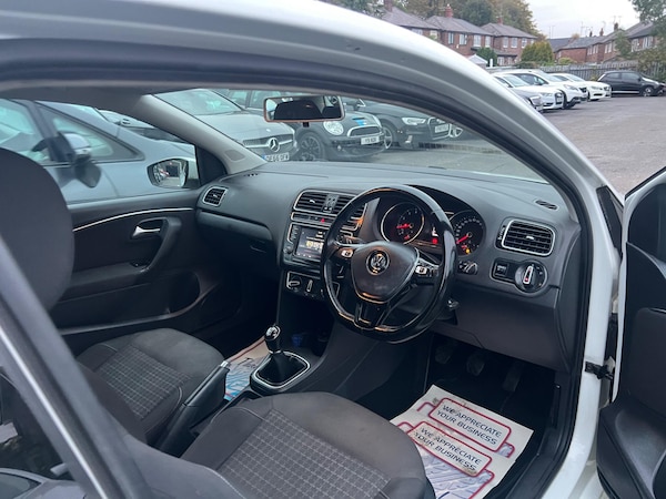 Used Volkswagen Polo 2014 for sale - 76314550: Photo 48