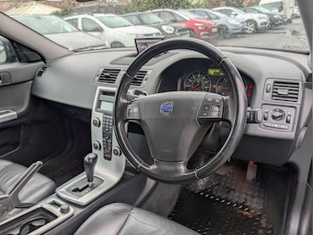 Used Volvo S40 2011 for sale - 76597206: Photo