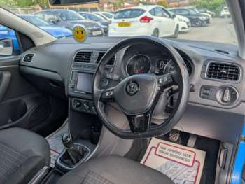 Used Volkswagen Polo 2016 for sale - 74848765: Photo