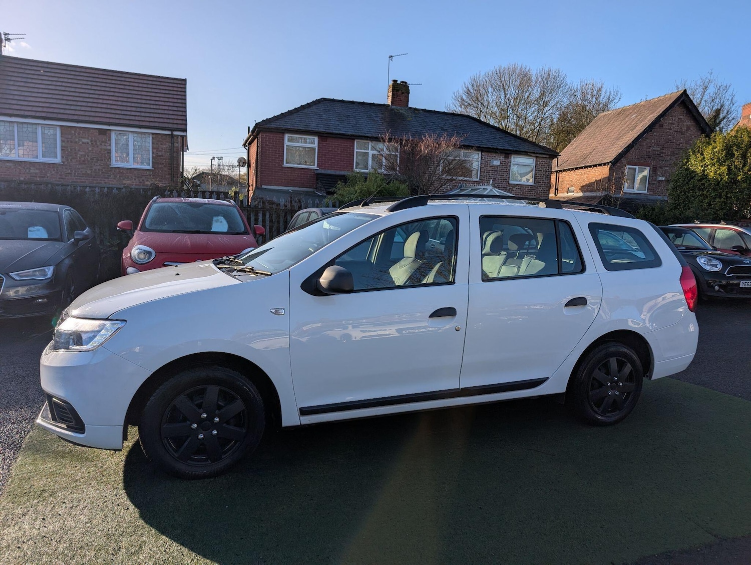 Used Dacia Logan MCV 2017 for sale - 76538057: Photo 12