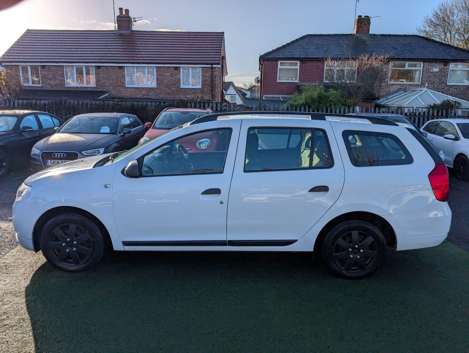 Used Dacia Logan MCV 2017 for sale - 76538057: Photo 13