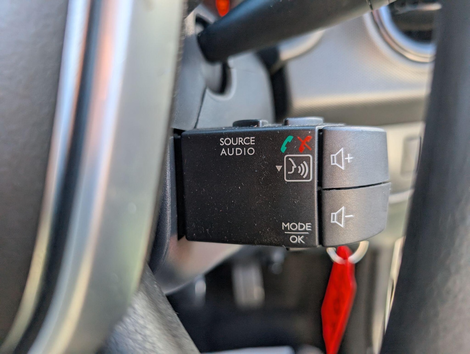 Used Dacia Logan MCV 2017 for sale - 76538057: Photo 47