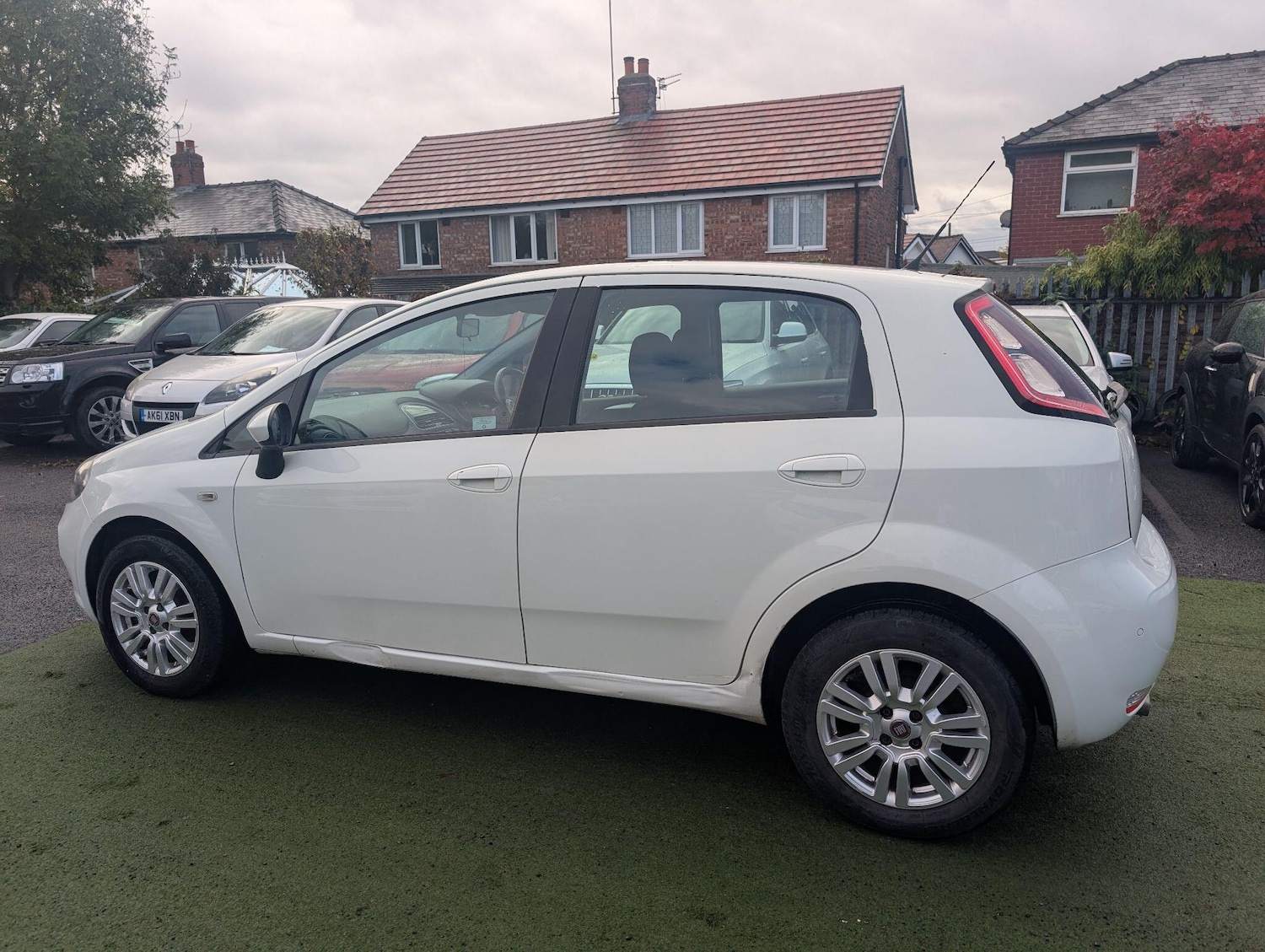 Used Fiat Punto 2013 for sale - 76337569: Photo 19