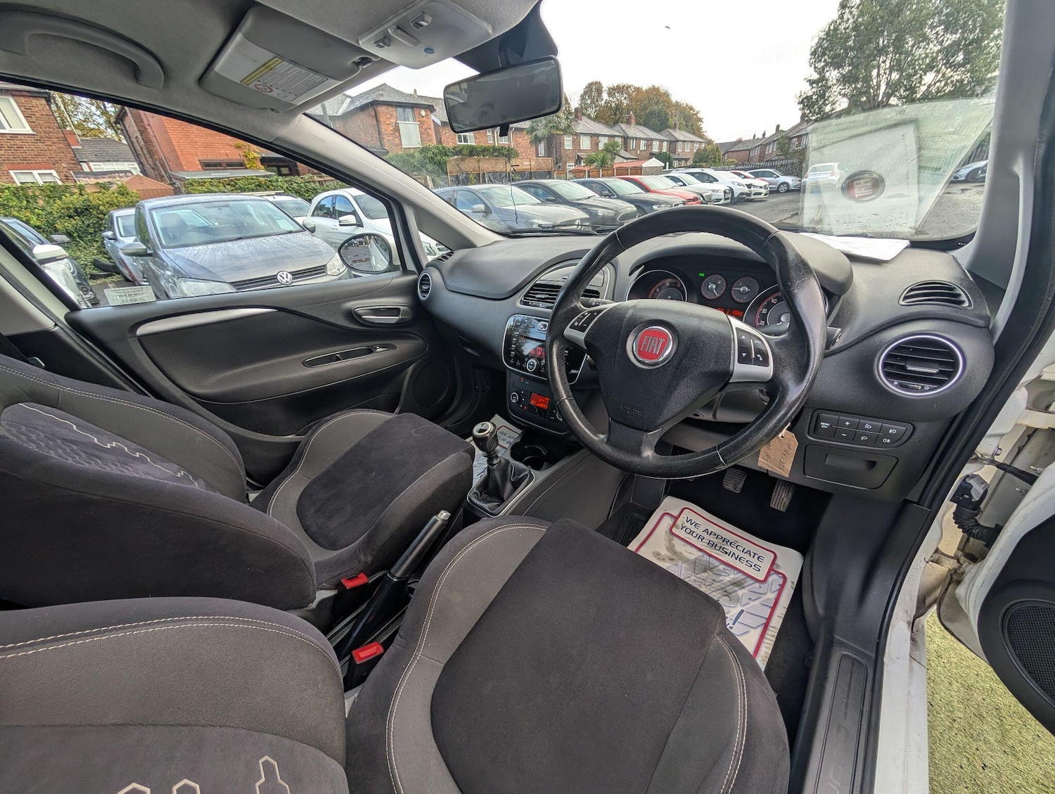 Used Fiat Punto 2013 for sale - 76337569: Photo 2