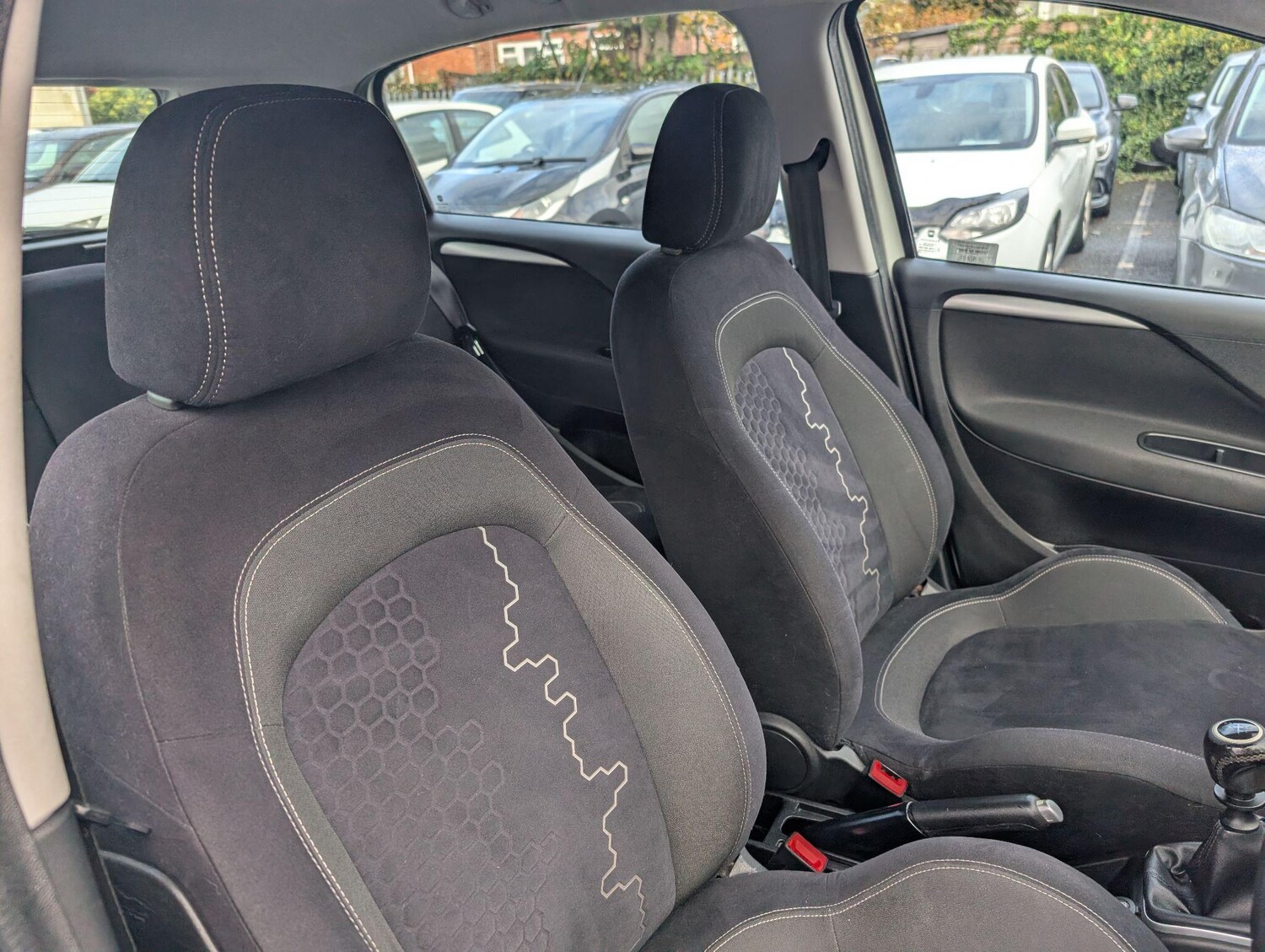 Used Fiat Punto 2013 for sale - 76337569: Photo 46