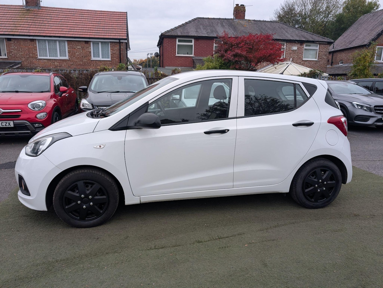 Used Hyundai i10 2015 for sale - 76166606: Photo 15