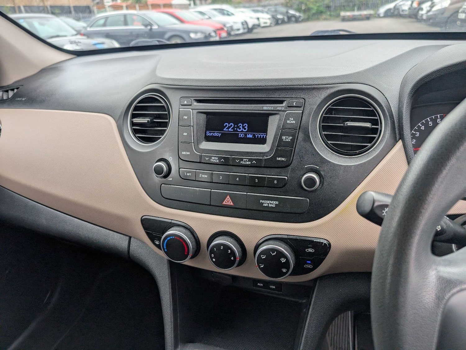 Used Hyundai i10 2015 for sale - 76166606: Photo 38