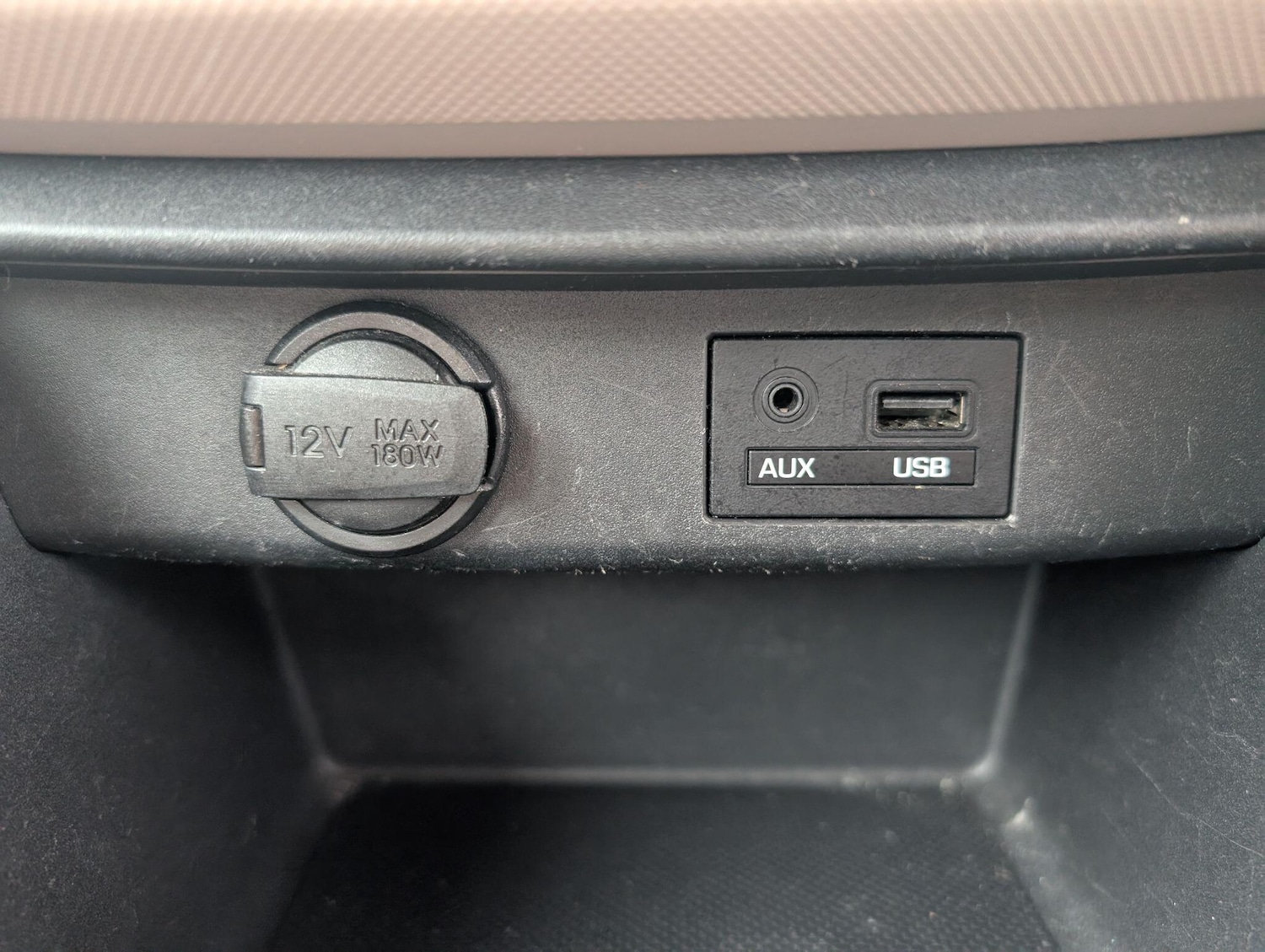 Used Hyundai i10 2015 for sale - 76166606: Photo 42