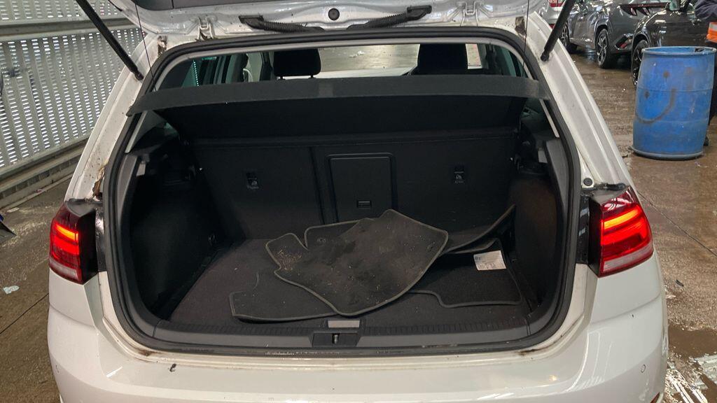 Used Volkswagen Golf 2019 for sale - 77229243: Photo 19