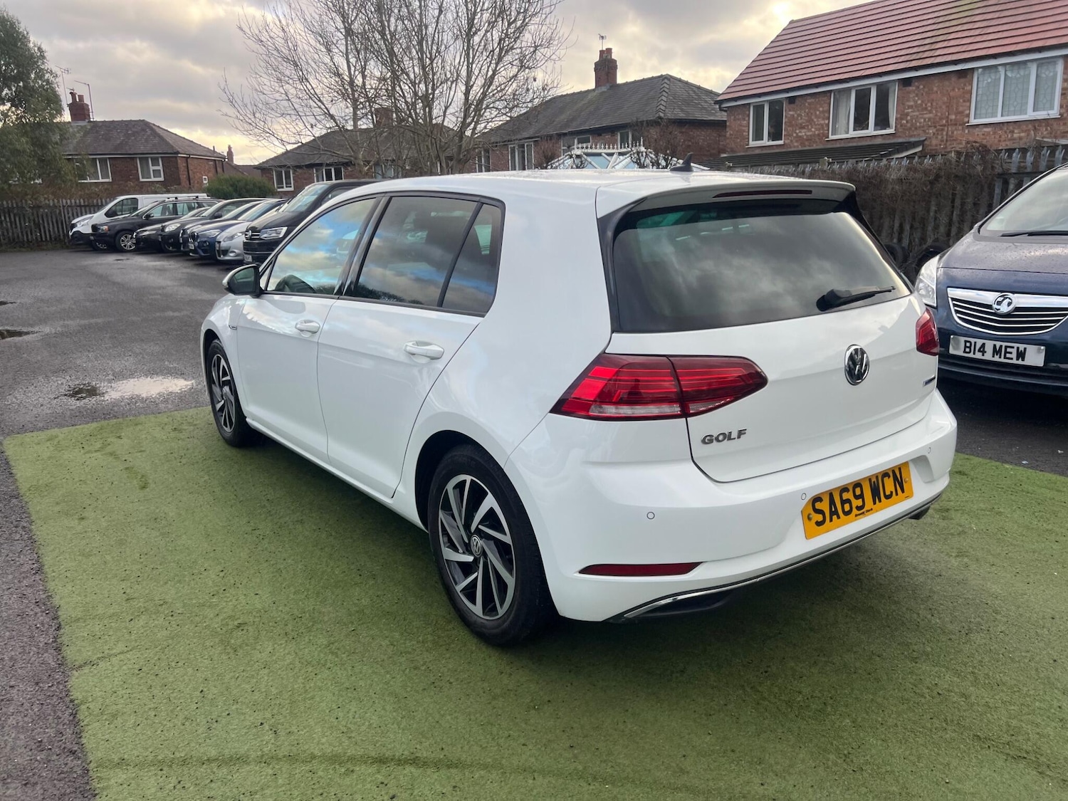 Used Volkswagen Golf 2019 for sale - 77229243: Photo 32
