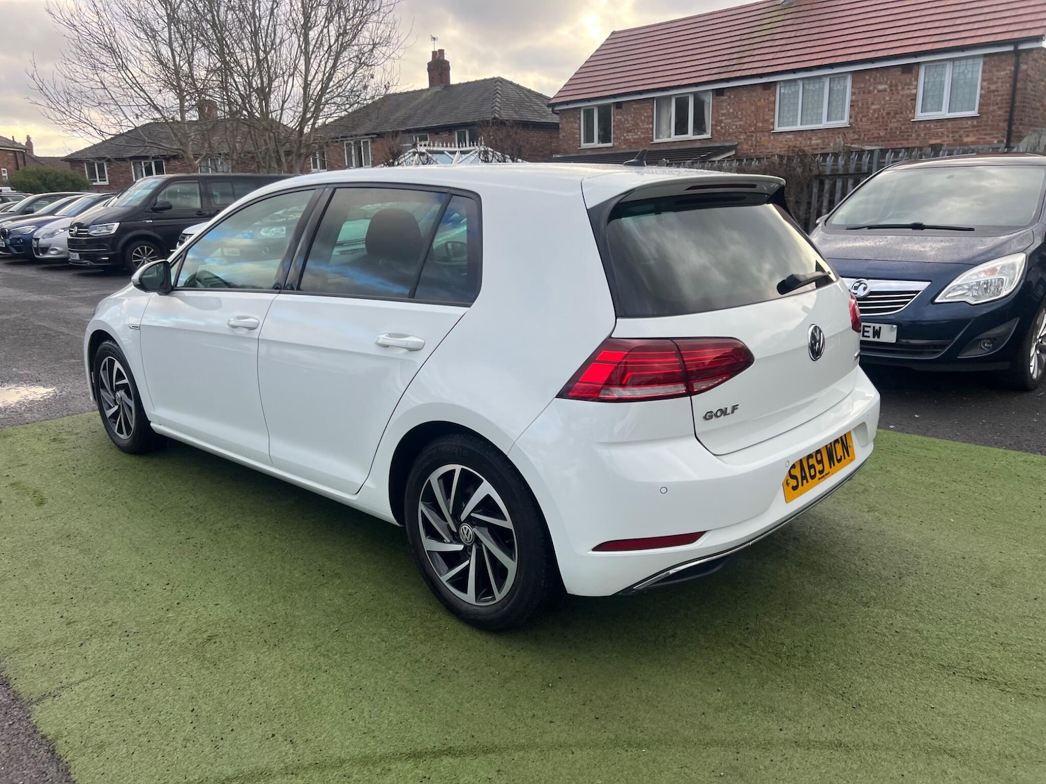 Used Volkswagen Golf 2019 for sale - 77229243: Photo 33
