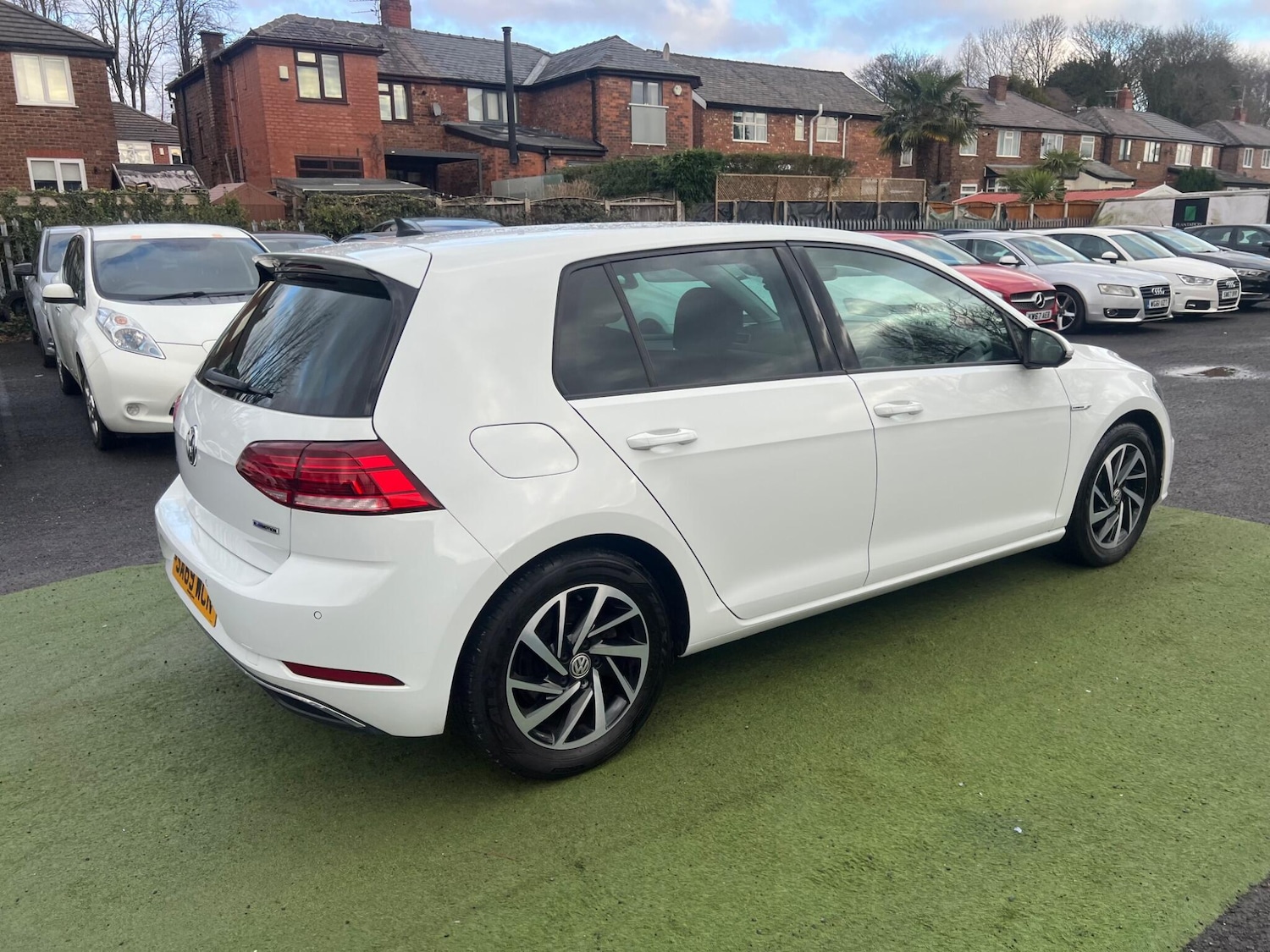 Used Volkswagen Golf 2019 for sale - 77229243: Photo 50