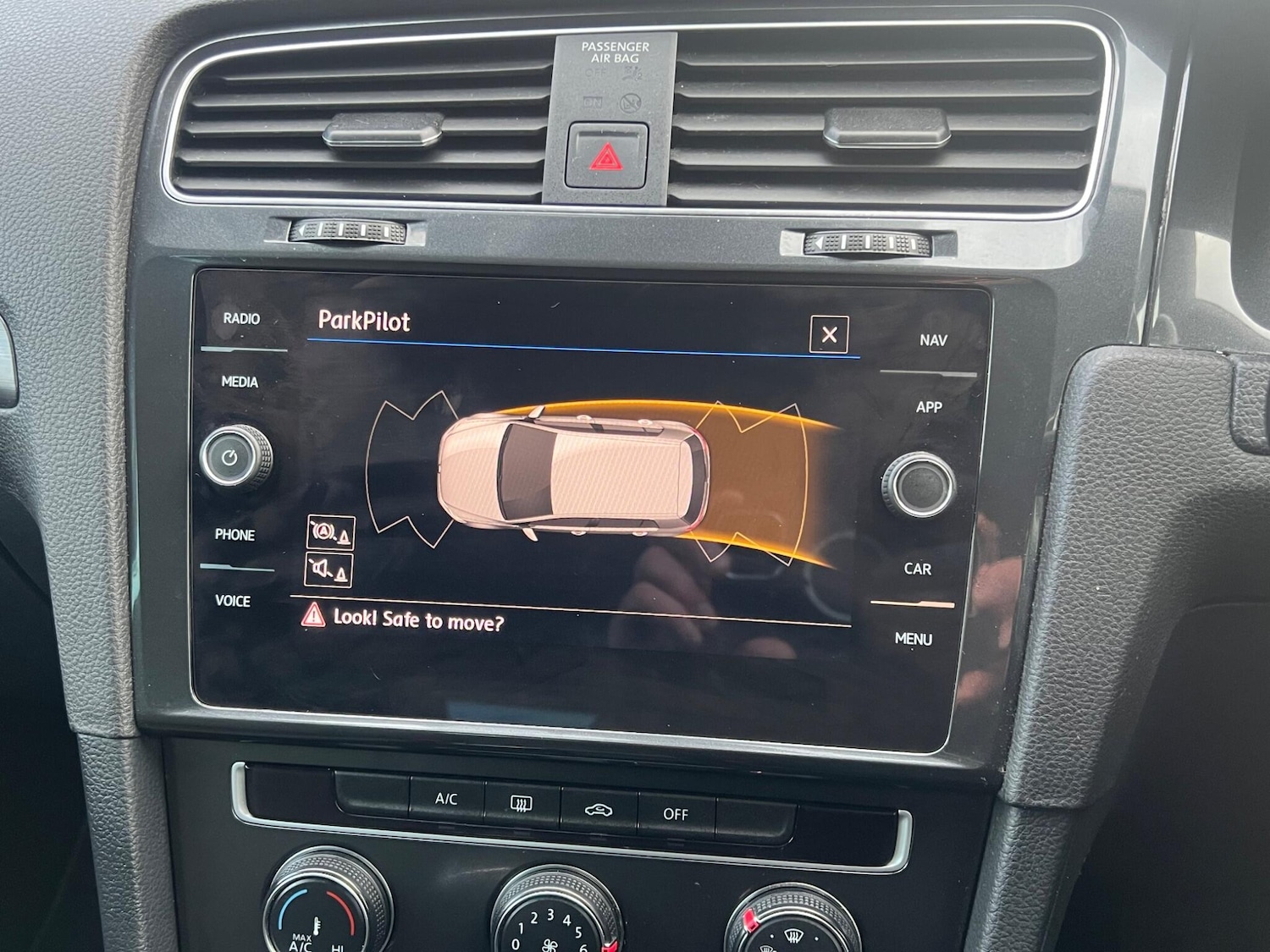 Used Volkswagen Golf 2019 for sale - 77229243: Photo 62