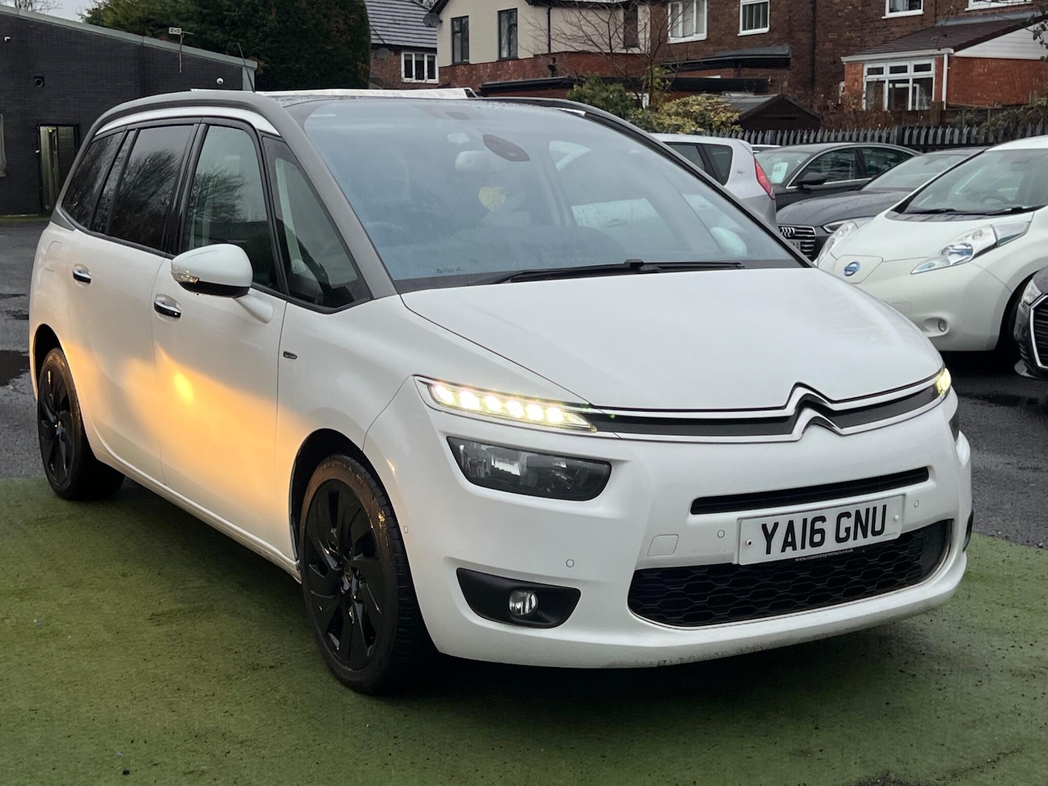 Used Citroen C4 Grand Picasso 2016 for sale - 77130637: Photo 1