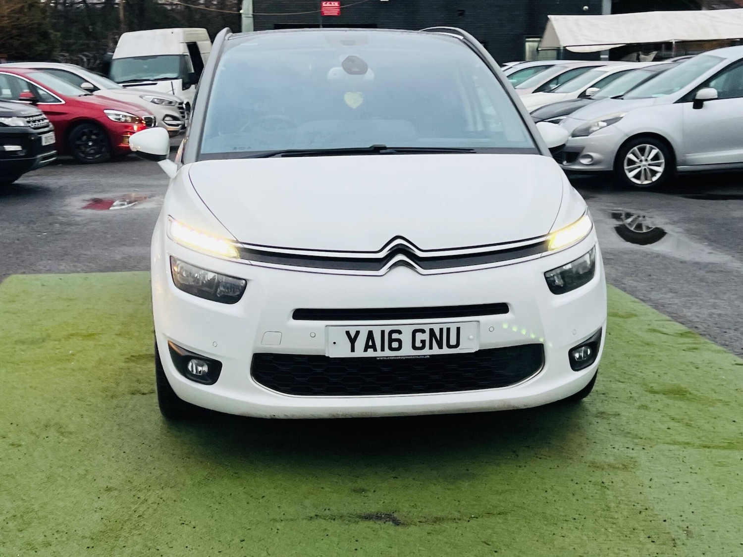 Used Citroen C4 Grand Picasso 2016 for sale - 77130637: Photo 2