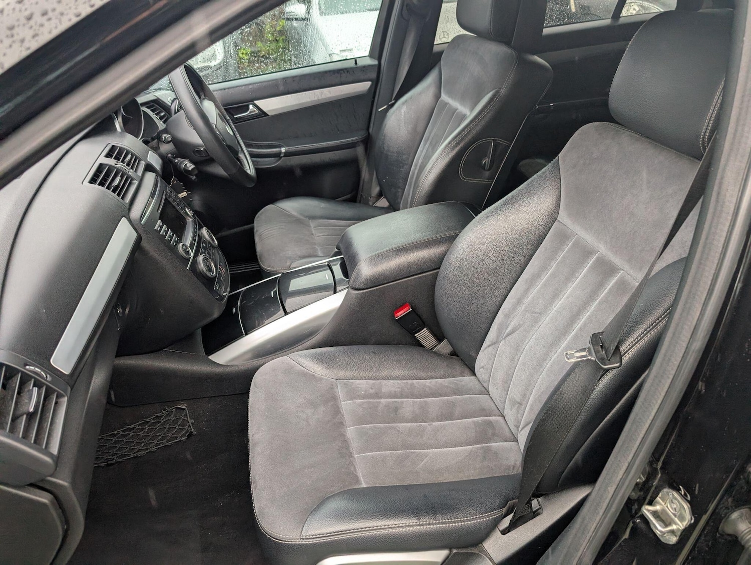 Used Mercedes-Benz R Class 2008 for sale - 76620177: Photo 31