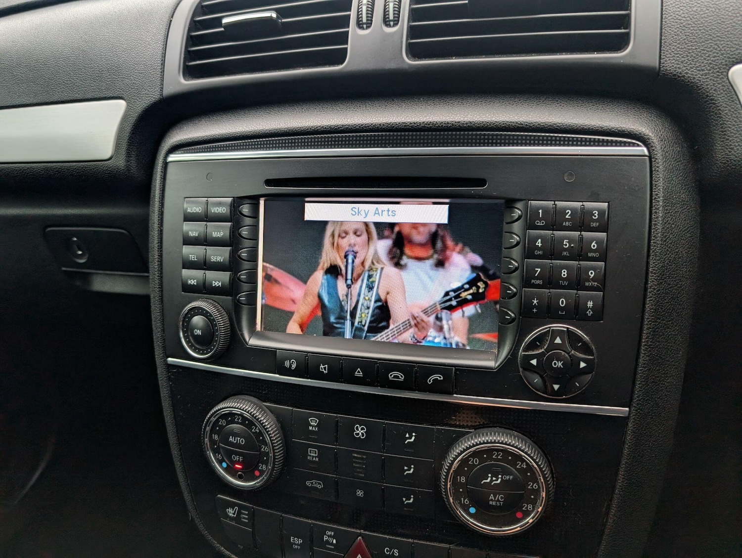 Used Mercedes-Benz R Class 2008 for sale - 76620177: Photo 40