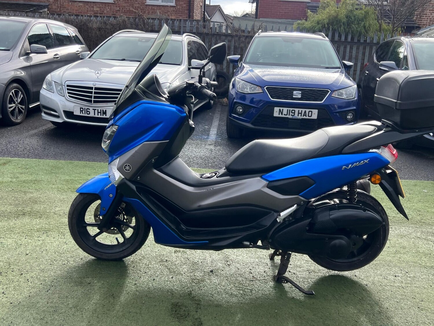 Yamaha NMAX 125