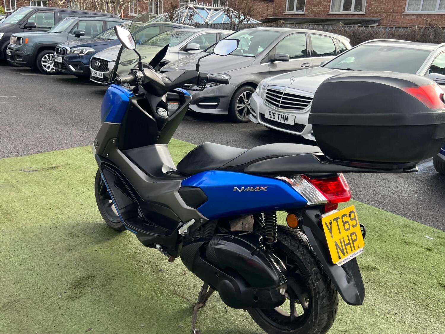 Yamaha NMAX 125