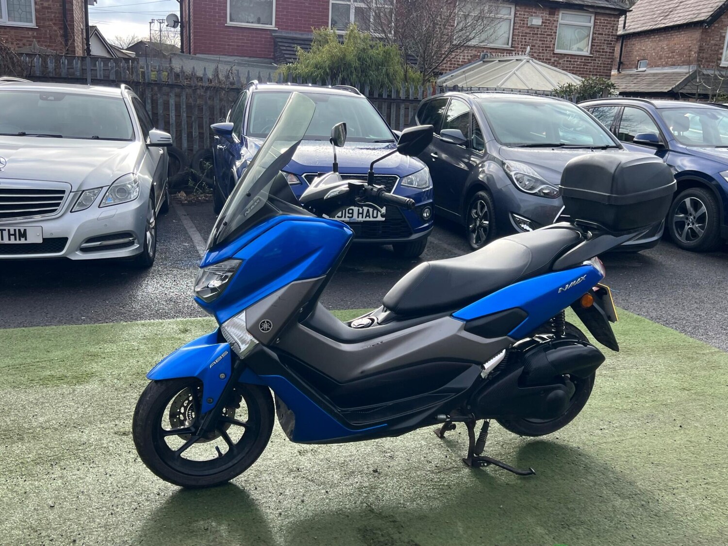 Yamaha NMAX 125