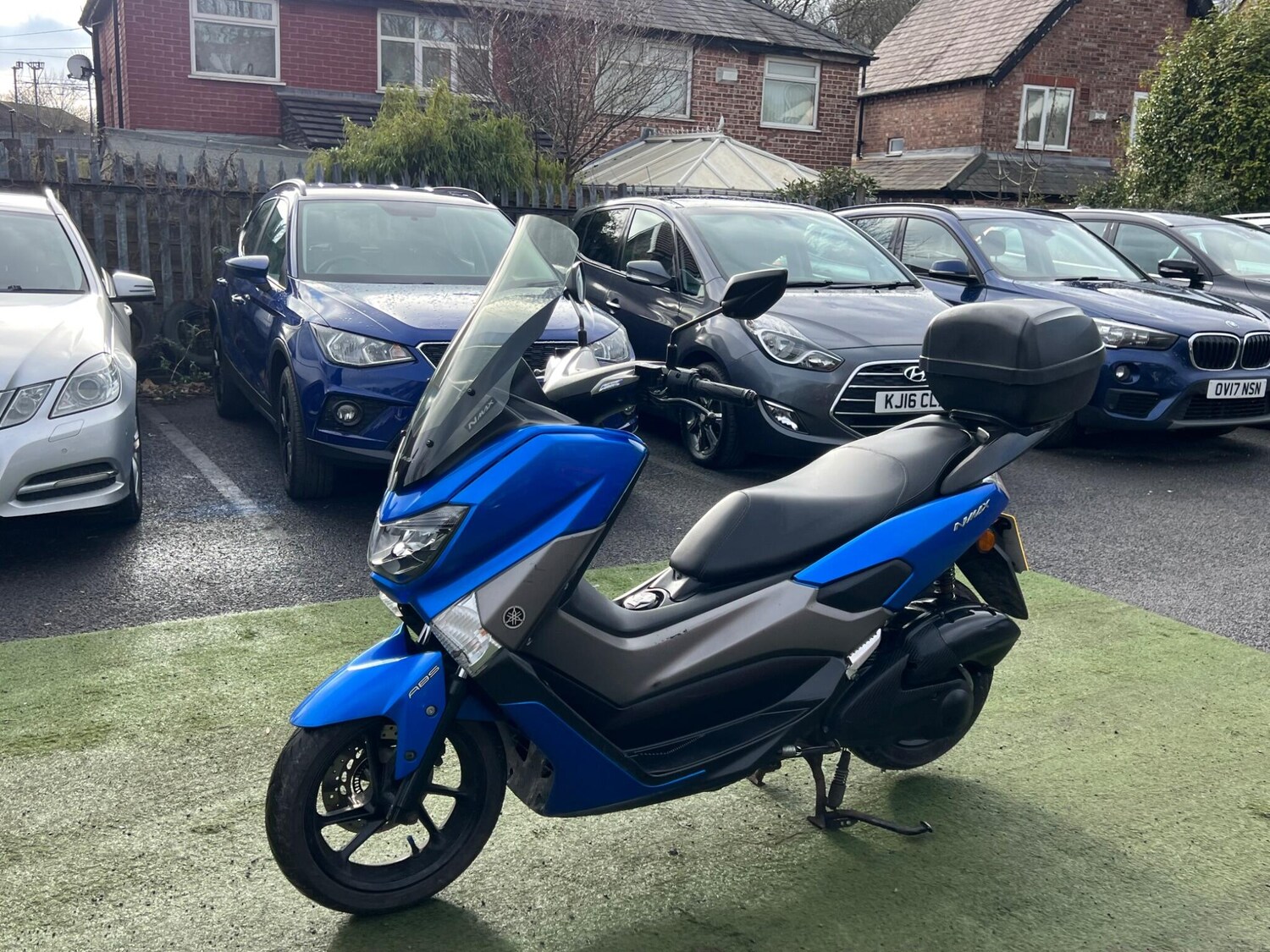 Yamaha NMAX 125