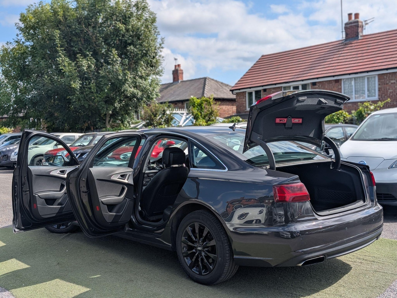 Used Audi A6 Saloon 2015 for sale - 76306362: Photo 4