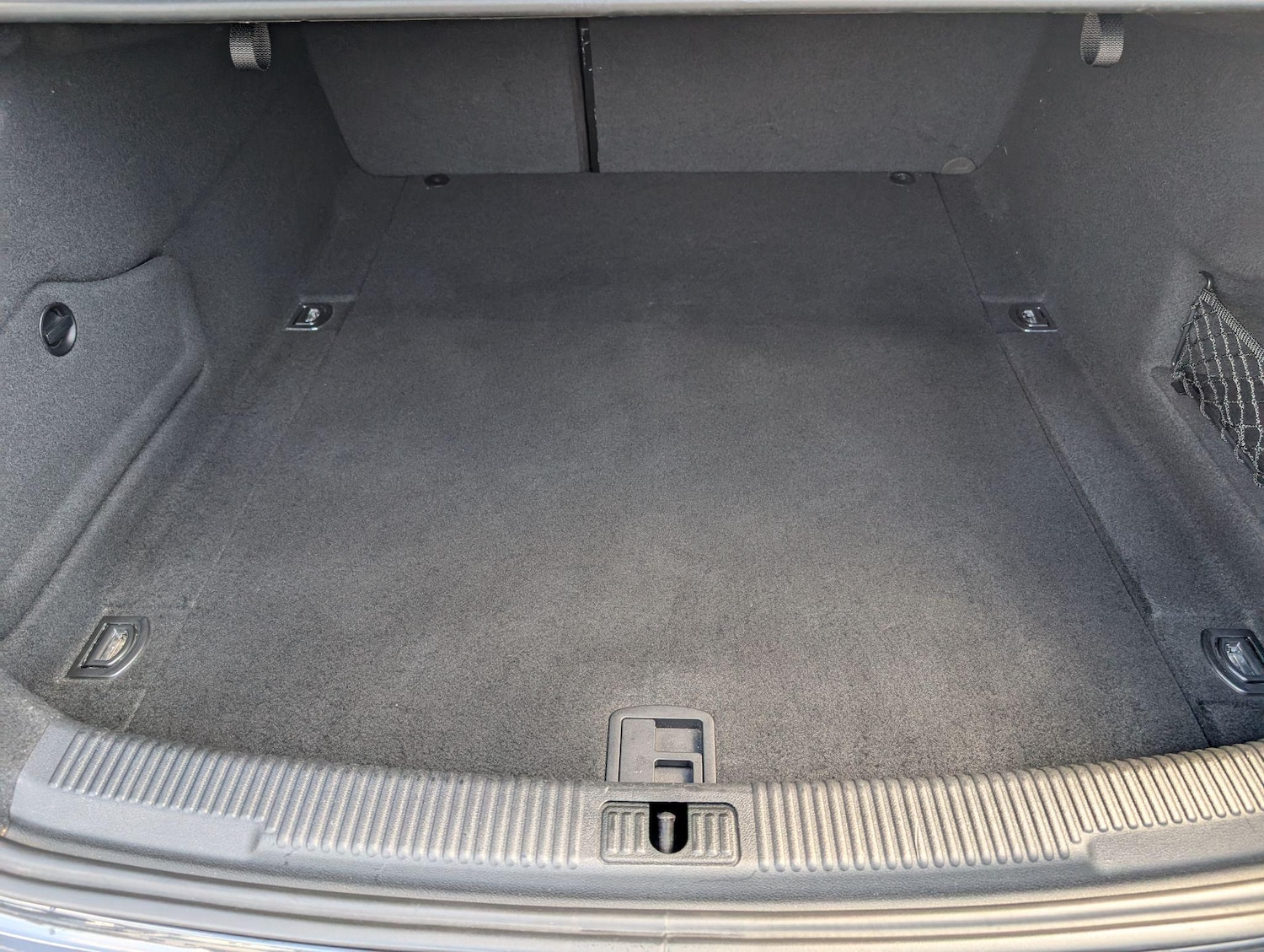 Used Audi A6 Saloon 2015 for sale - 76306362: Photo 63