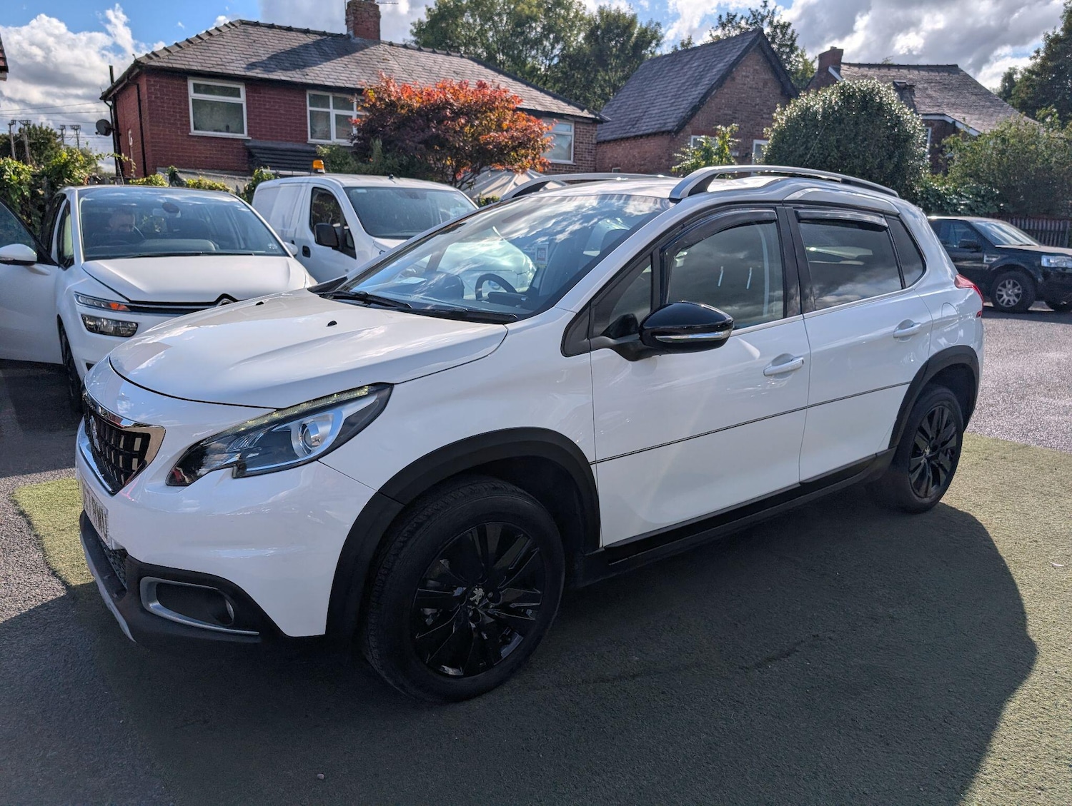 Used Peugeot 2008 2017 for sale - 76993301: Photo 15