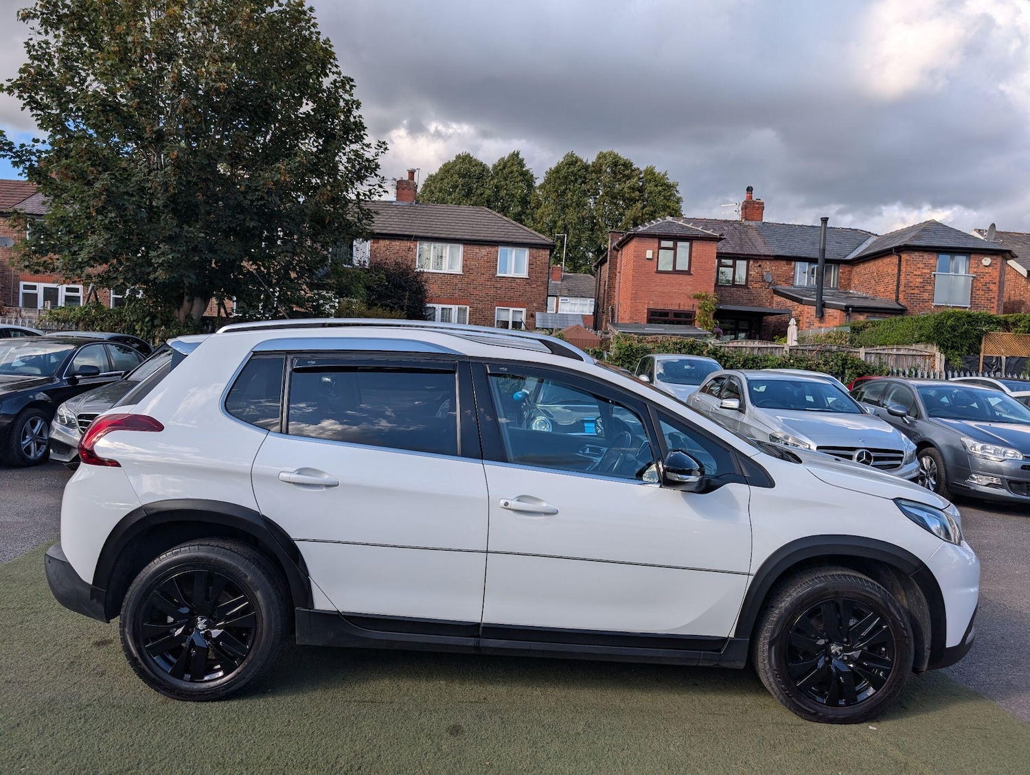 Used Peugeot 2008 2017 for sale - 76993301: Photo 31