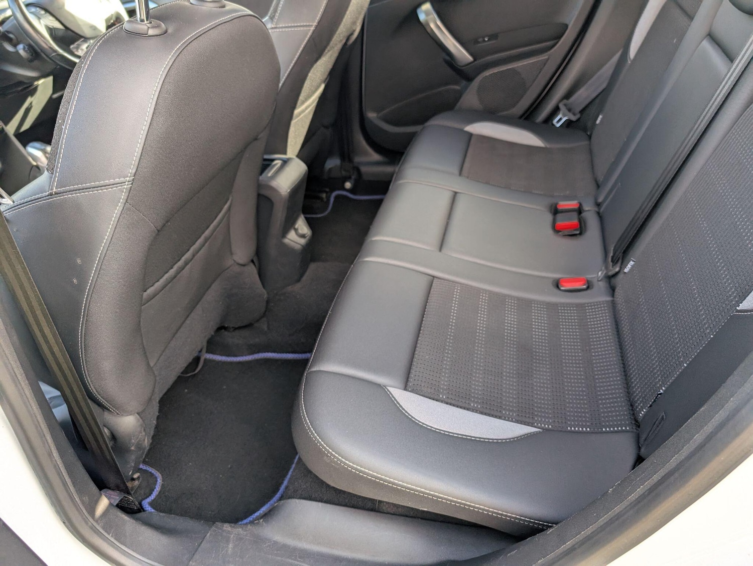 Used Peugeot 2008 2017 for sale - 76993301: Photo 46