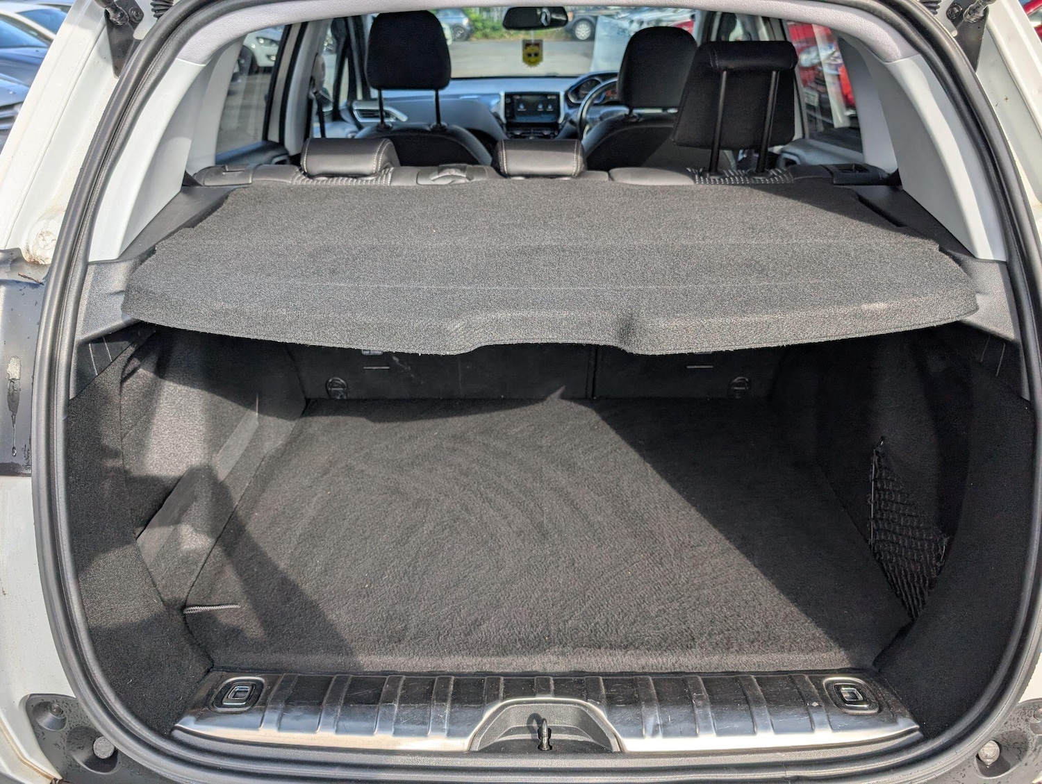 Used Peugeot 2008 2017 for sale - 76993301: Photo 64