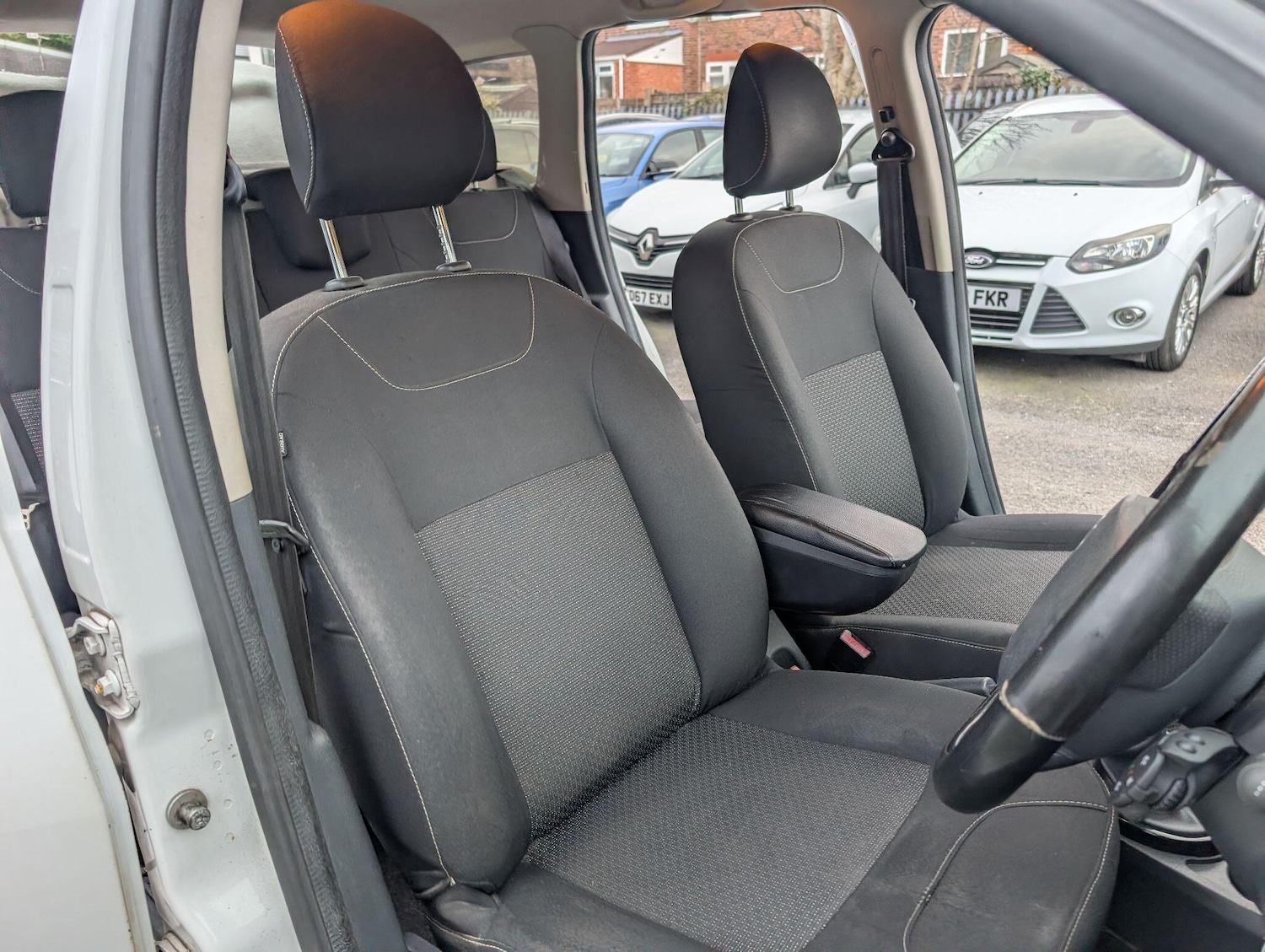 Used Dacia Duster for sale - 77768150: Photo 35