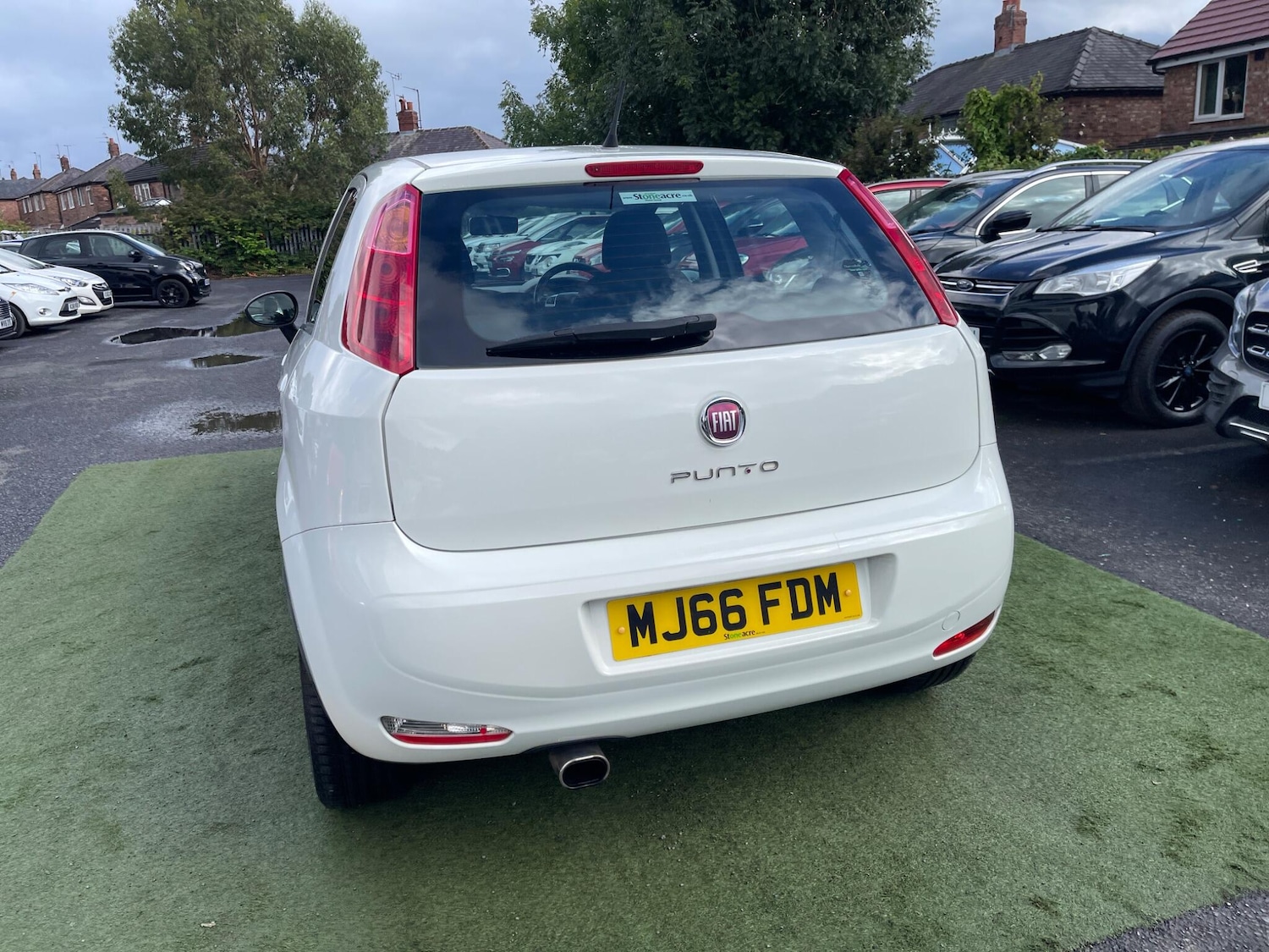 Vehicle 28