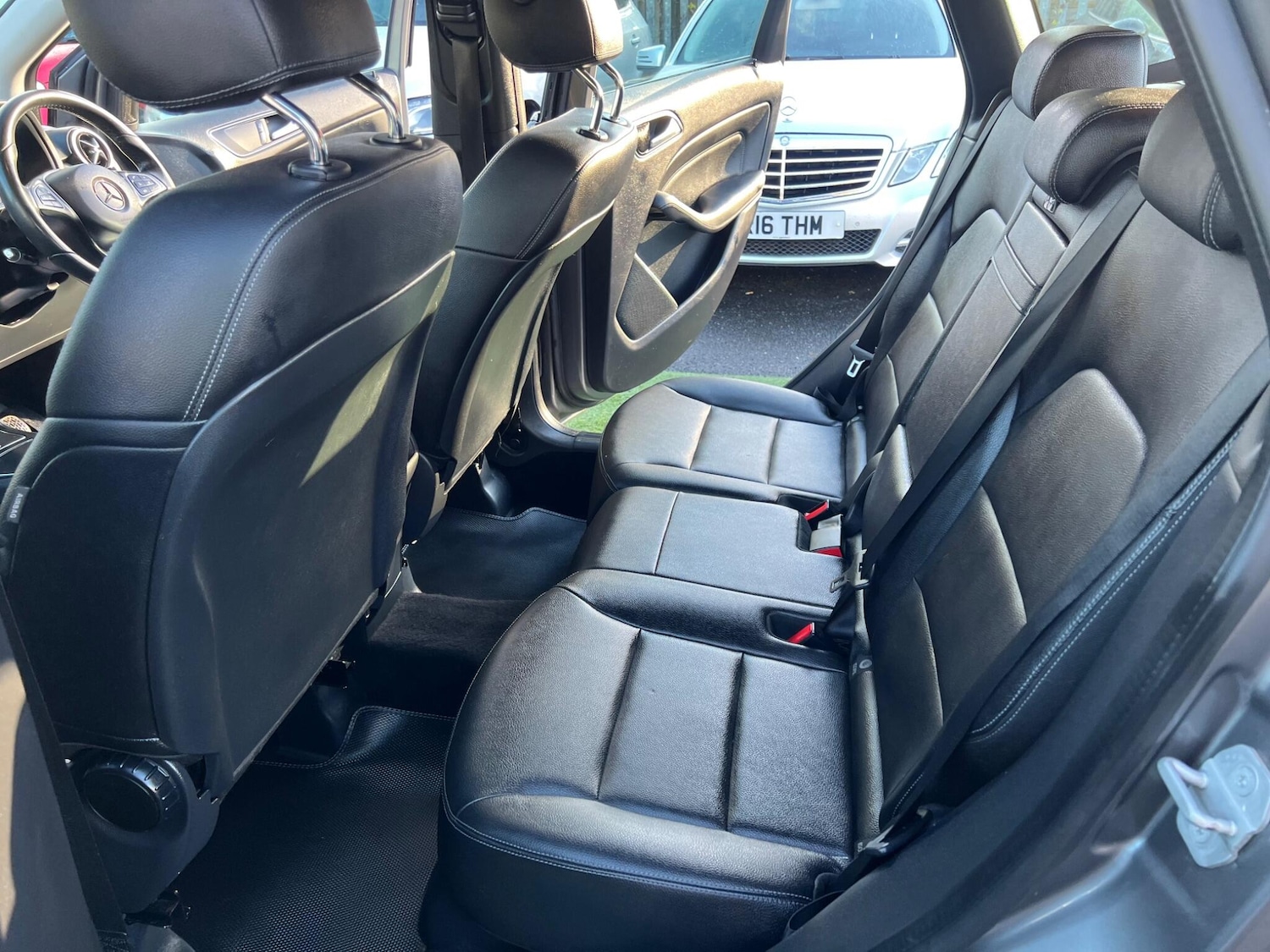 Used Mercedes-Benz B Class 2017 for sale - 76360377: Photo 31