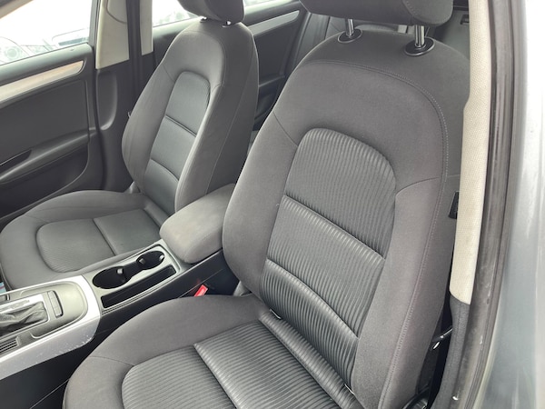 Used Audi A4 2009 for sale - 76307606: Photo 44