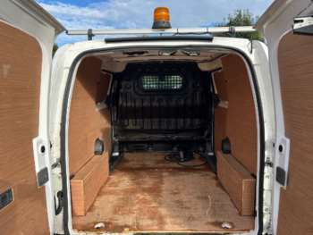 Used Nissan e-NV200 2016 for sale - 74180008: Photo