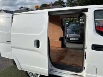 Used Nissan e-NV200 2016 for sale - 74180008: Photo
