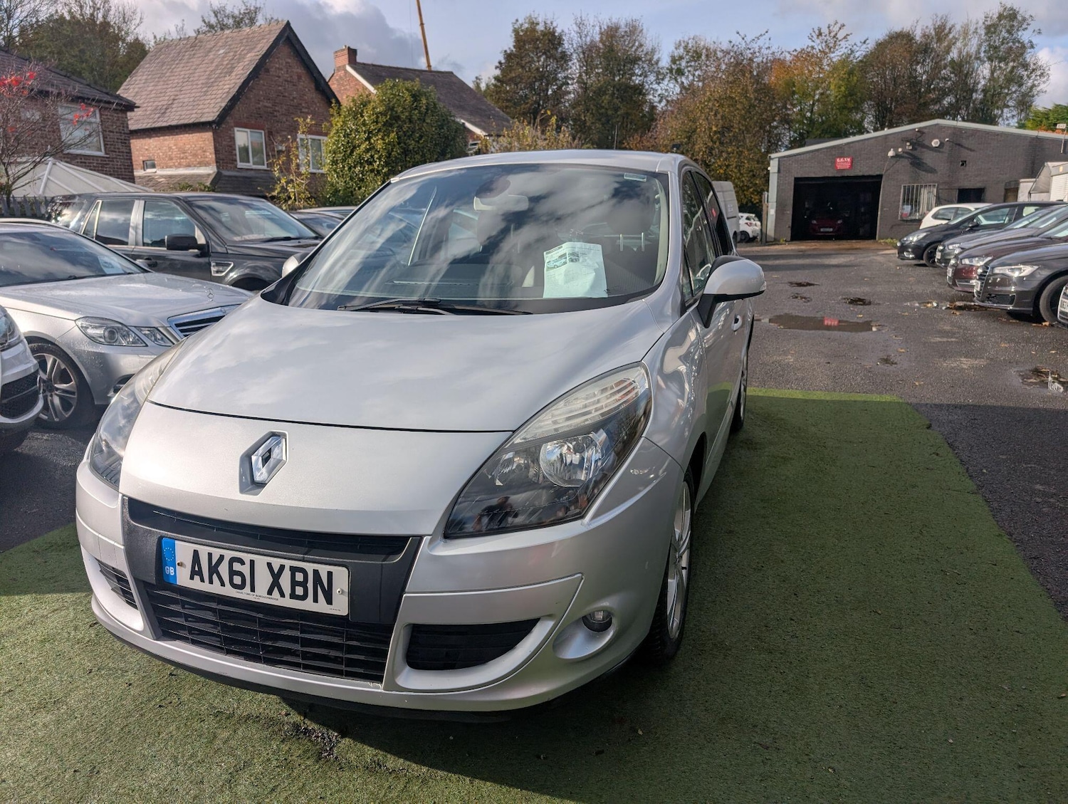 Used Renault Scenic 2012 for sale - 76440449: Photo 12