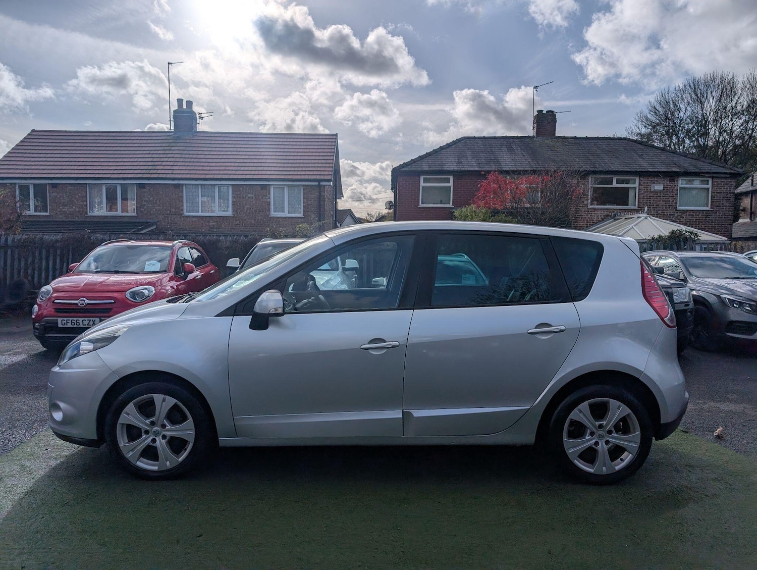 Used Renault Scenic 2012 for sale - 76440449: Photo 16