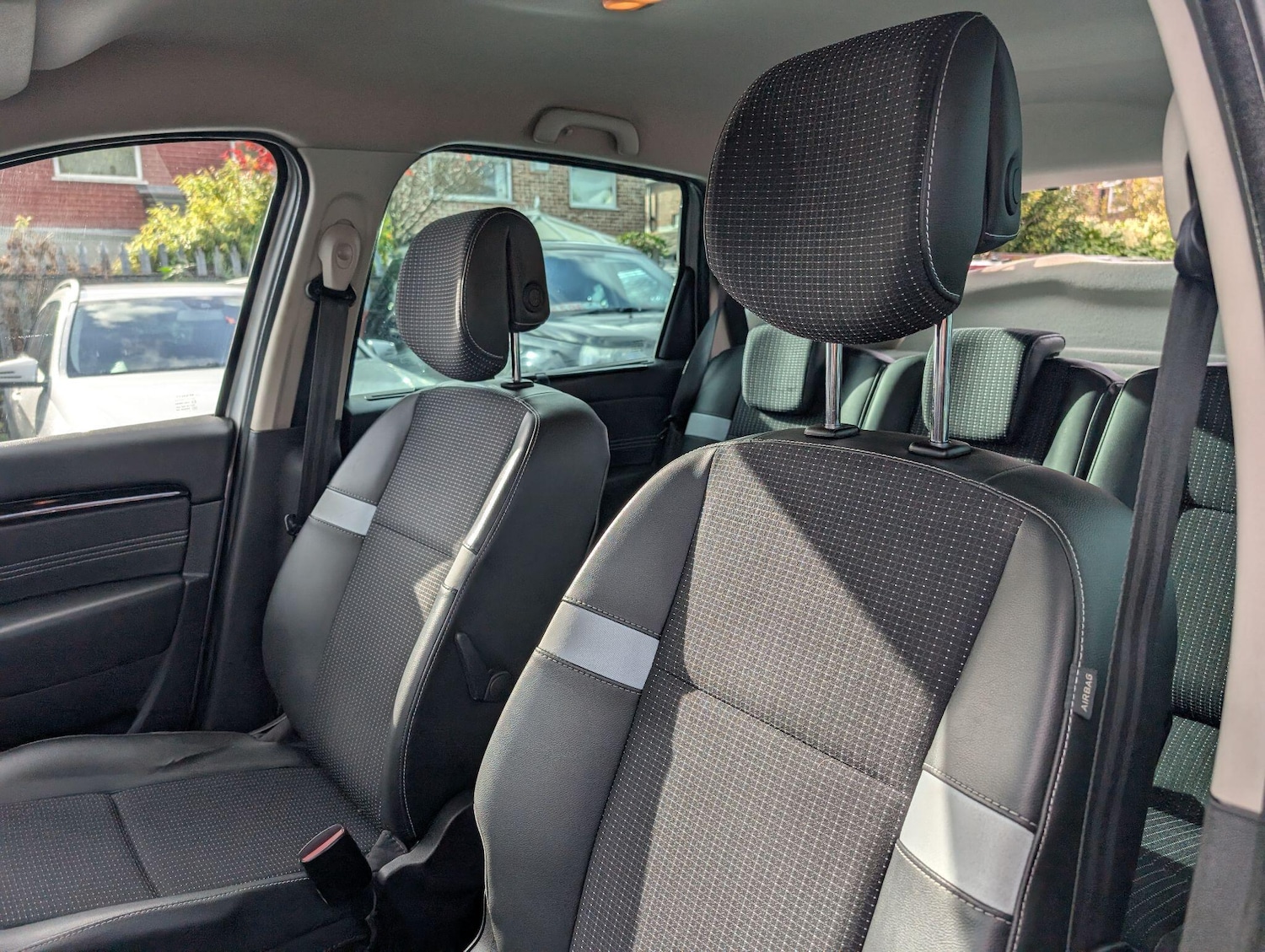 Used Renault Scenic 2012 for sale - 76440449: Photo 34