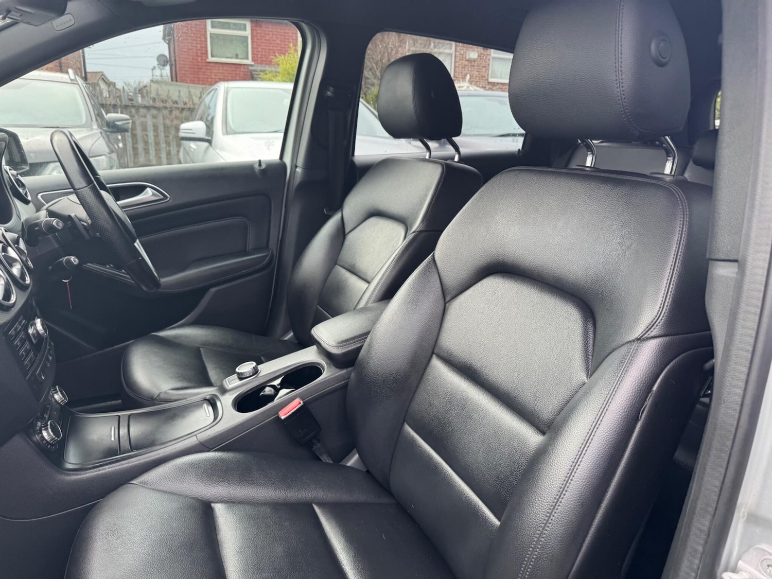 Used Mercedes-Benz B Class for sale - 77898312: Photo 64