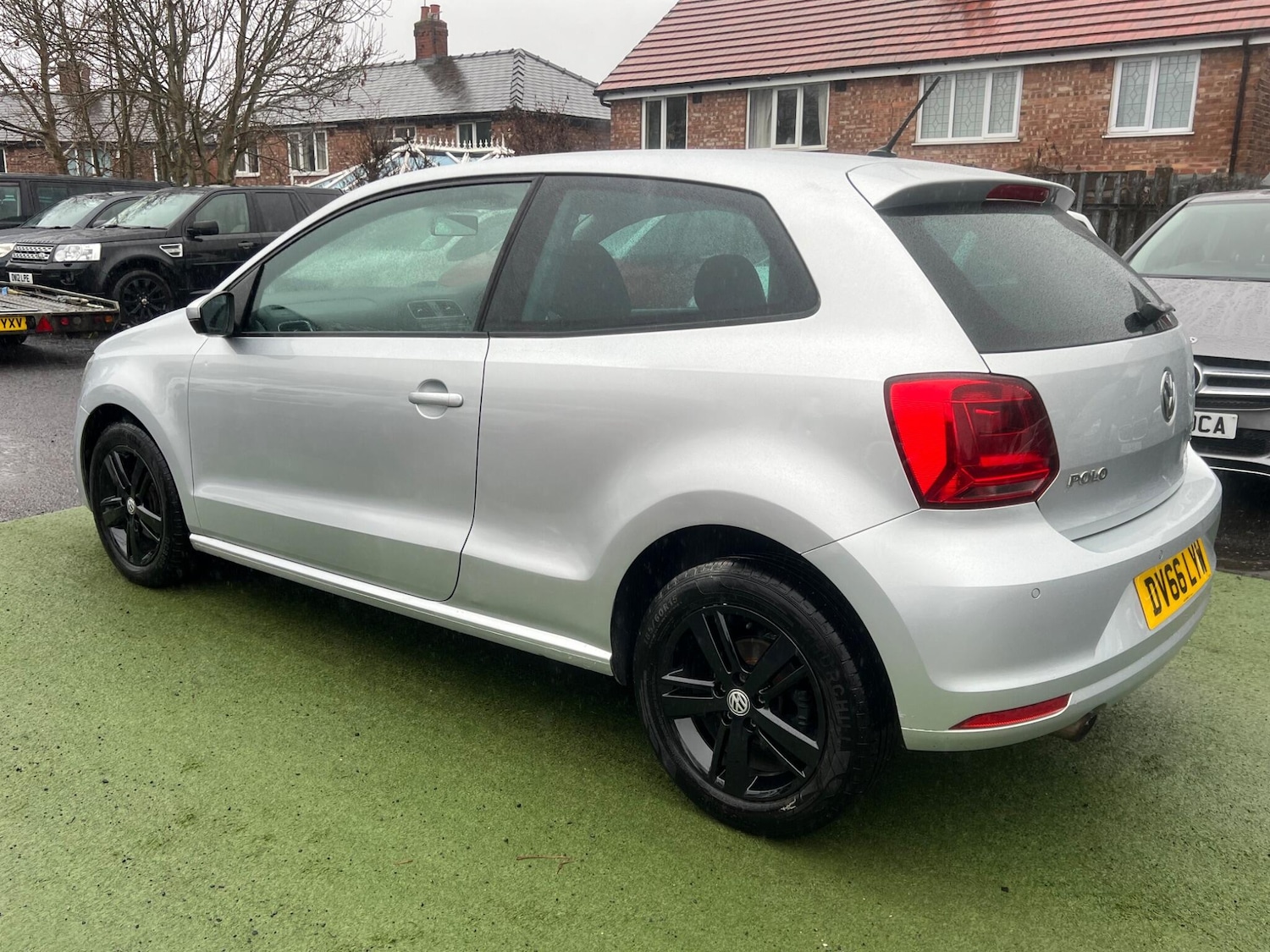 Used Volkswagen Polo 2017 for sale - 76849997: Photo 15