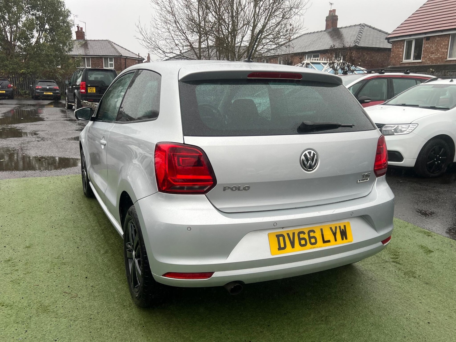 Used Volkswagen Polo 2017 for sale - 76849997: Photo 17