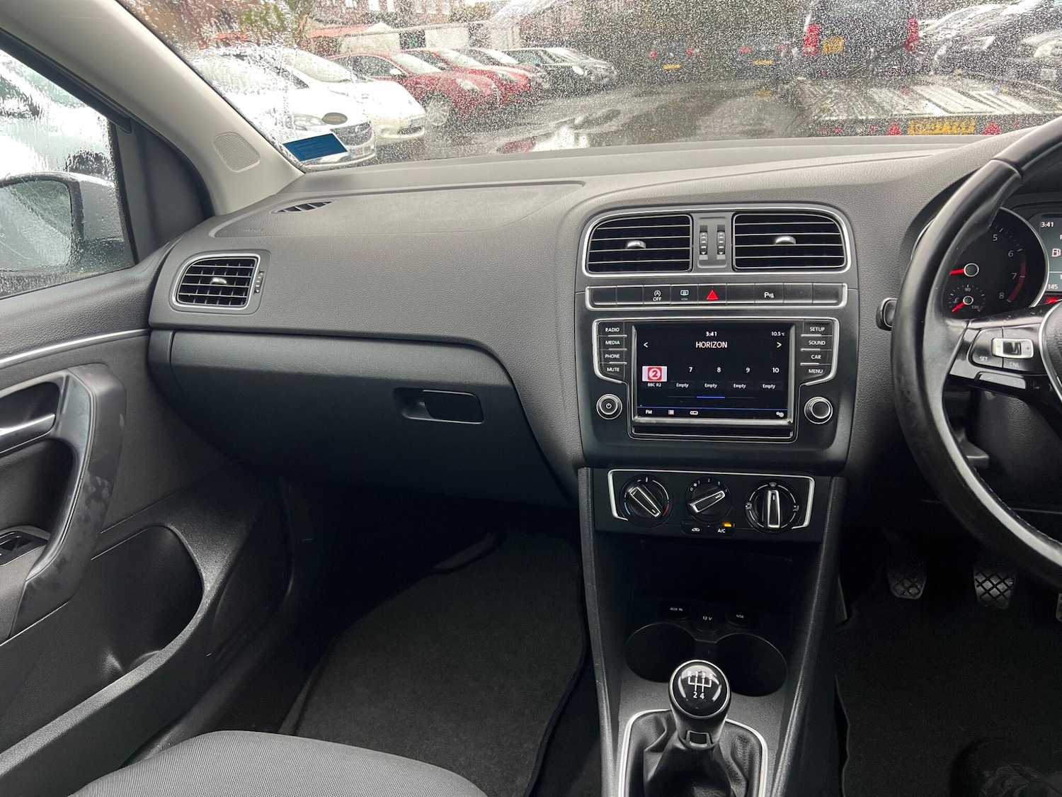 Used Volkswagen Polo 2017 for sale - 76849997: Photo 33