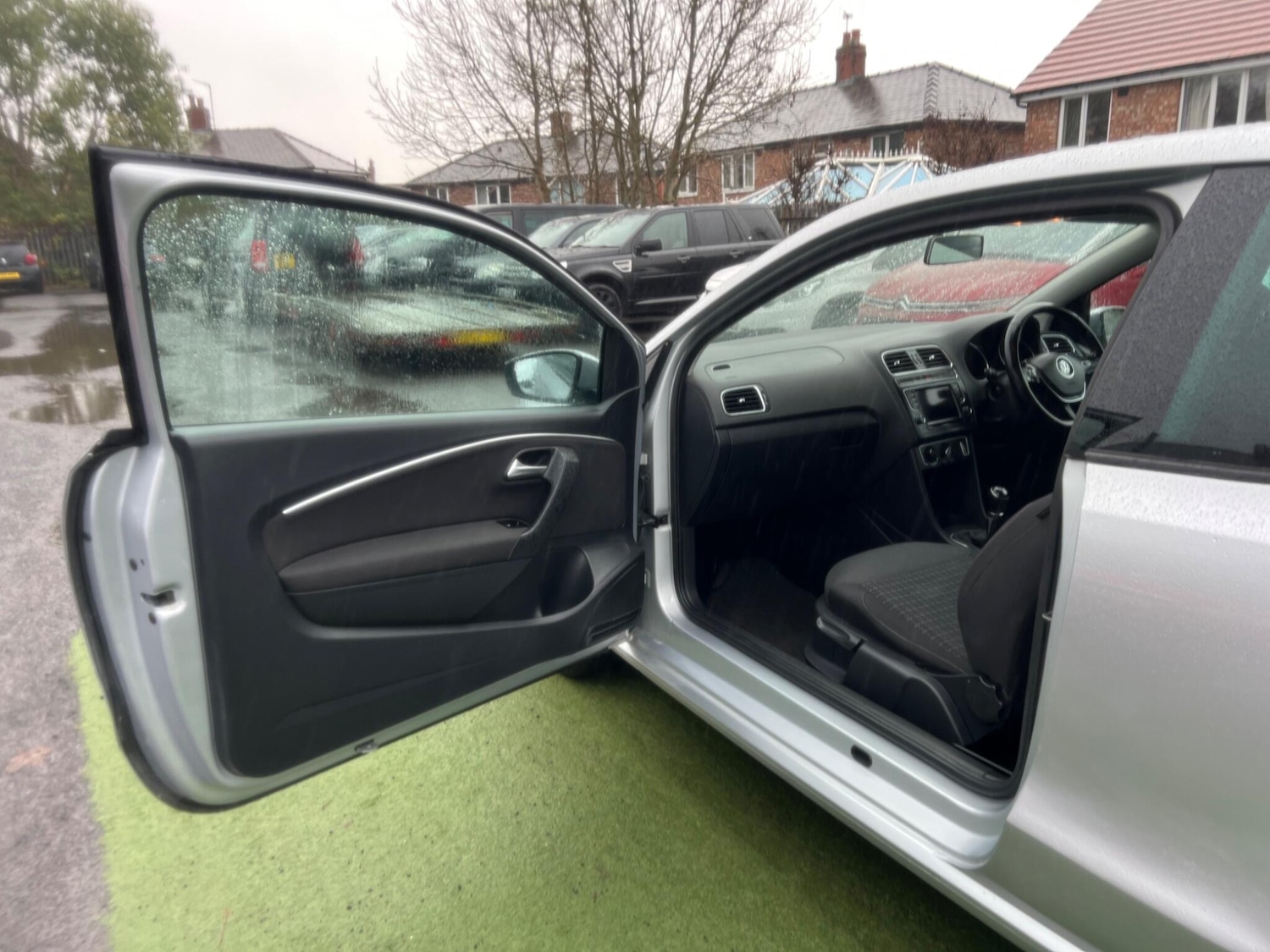 Used Volkswagen Polo 2017 for sale - 76849997: Photo 44