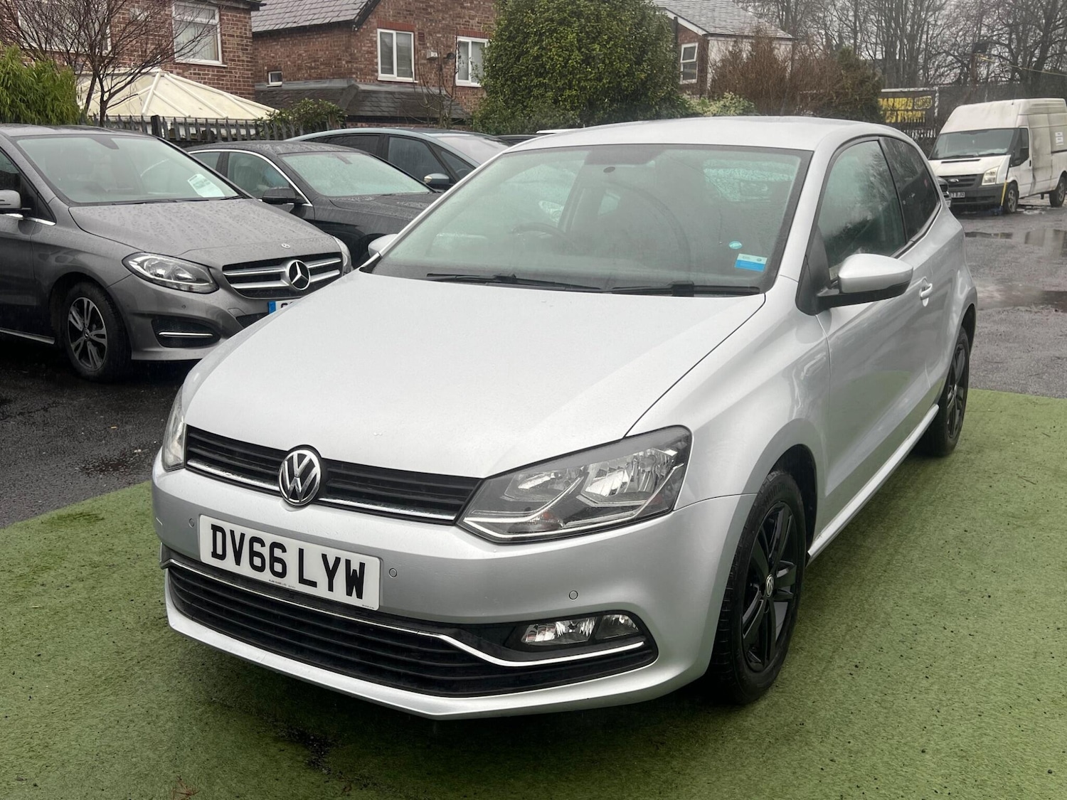 Used Volkswagen Polo 2017 for sale - 76849997: Photo 5