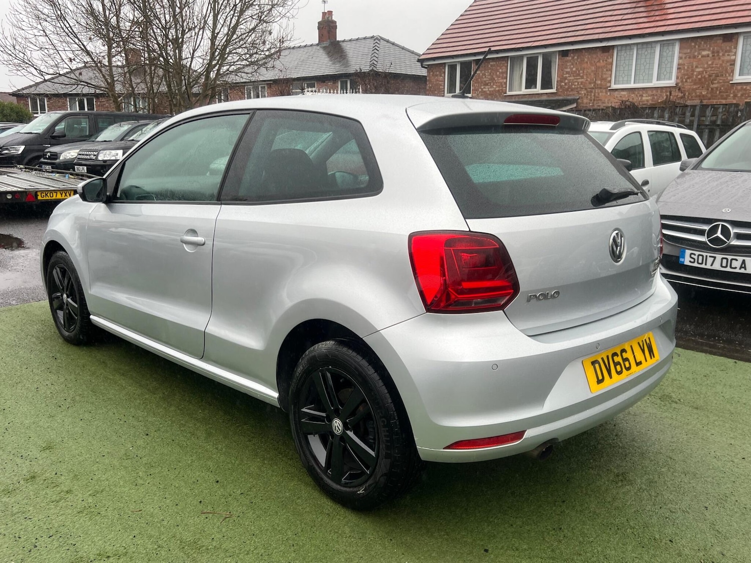 Used Volkswagen Polo 2017 for sale - 76849997: Photo 6