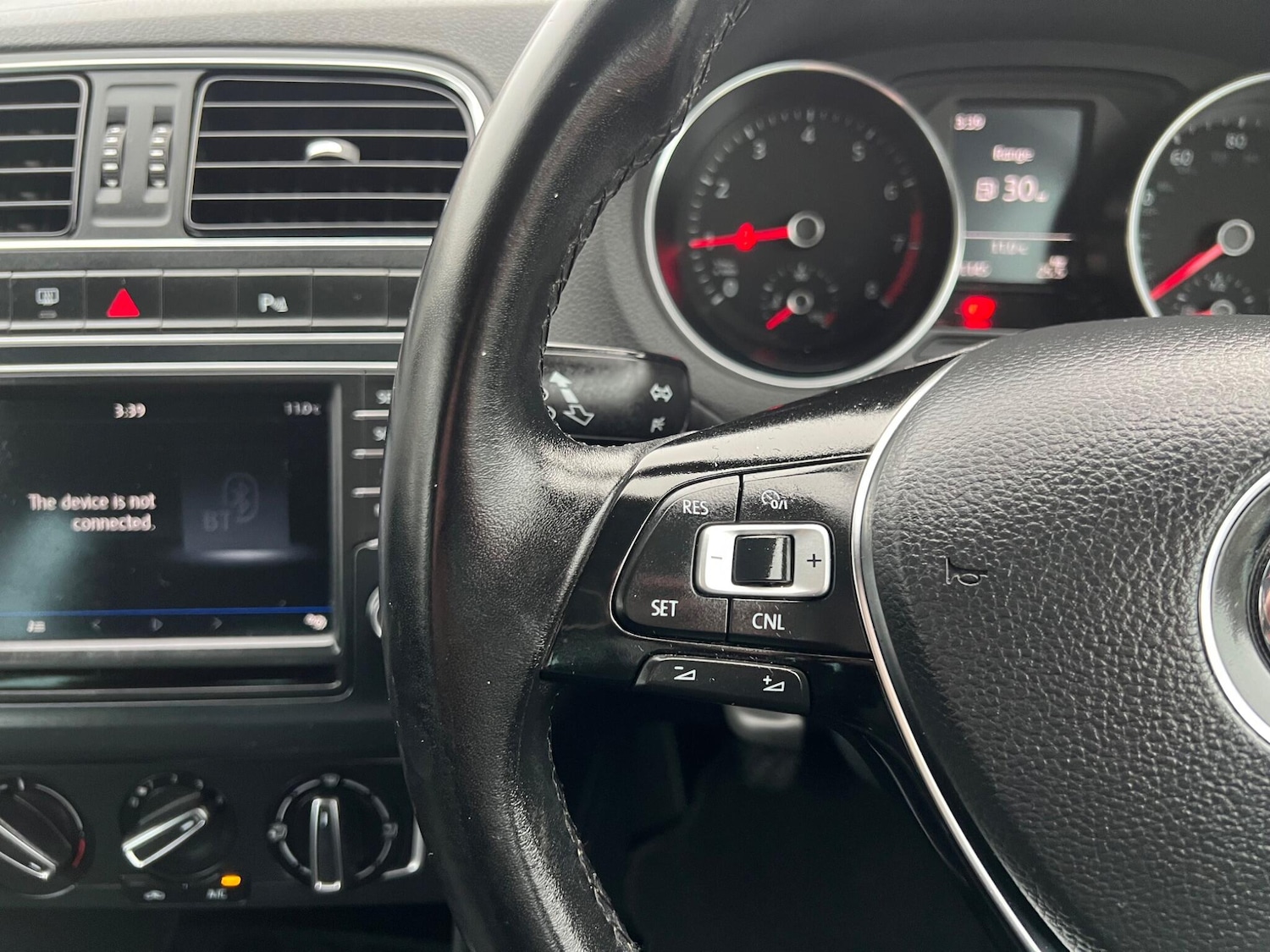 Used Volkswagen Polo 2017 for sale - 76849997: Photo 62