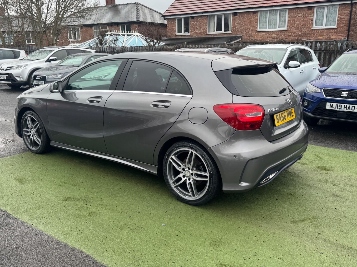 Used Mercedes-Benz A-Class 2017 for sale - 77478587: Photo 4